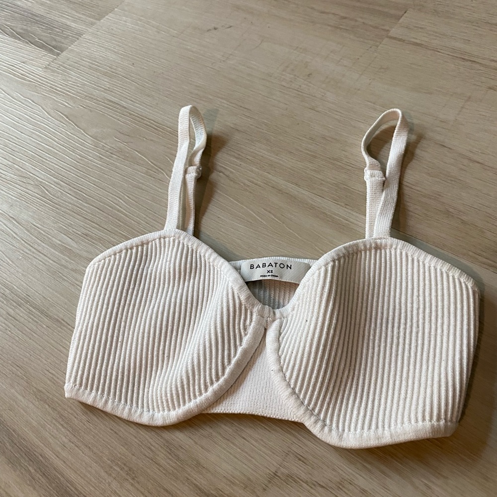 Aritzia - sculpt bra top
